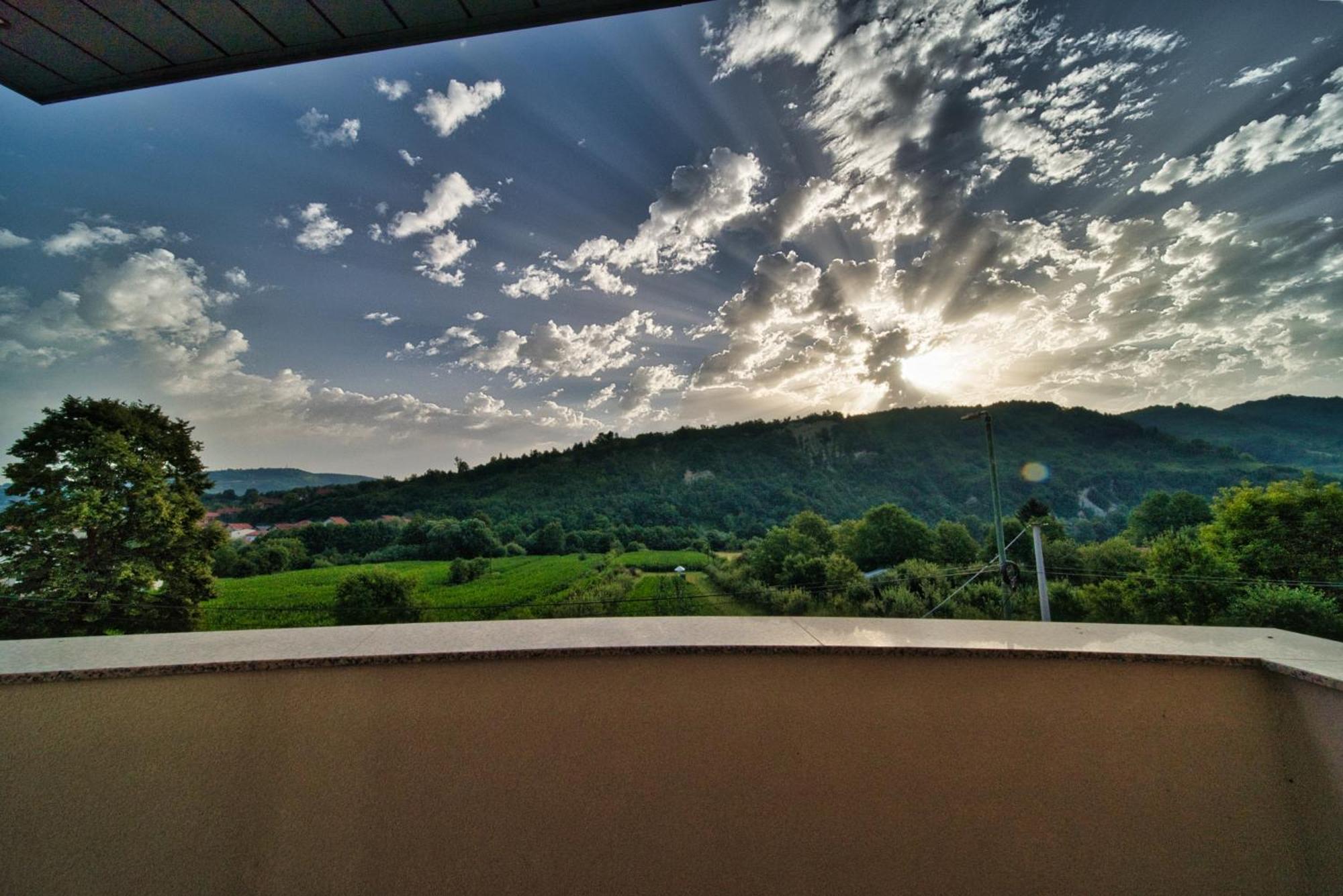 Sm Exclusive Apartments Visoko Exteriér fotografie